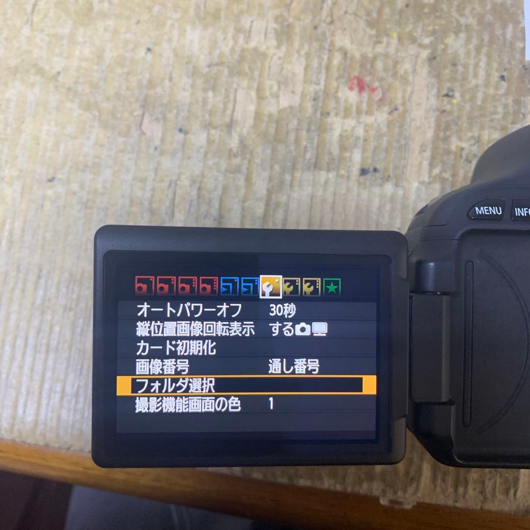デジタル一眼レフカメラCanon EOS Kiss X5標準レンズセット