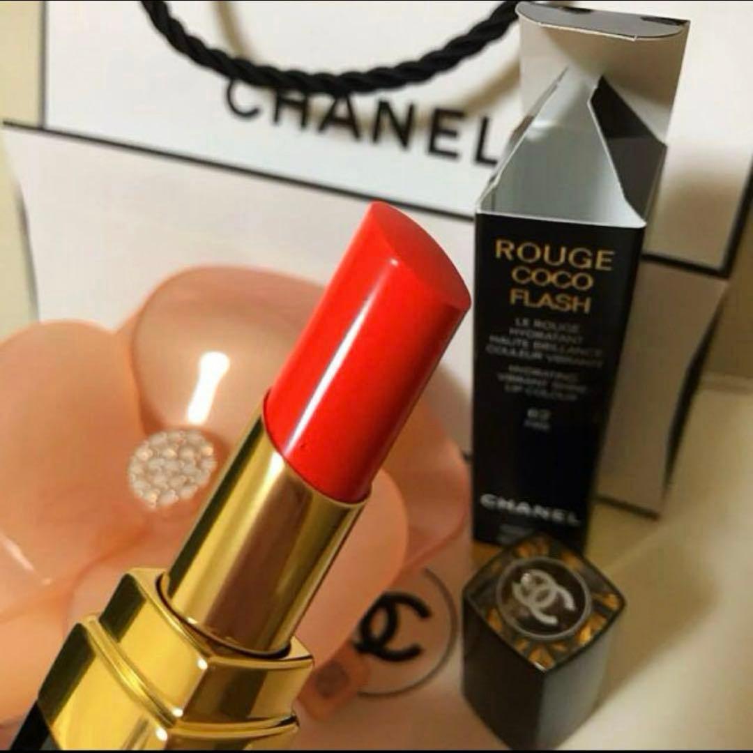 お取引き中　　限定色✨新品✨シャネル　口紅　ココフラッシュ 62