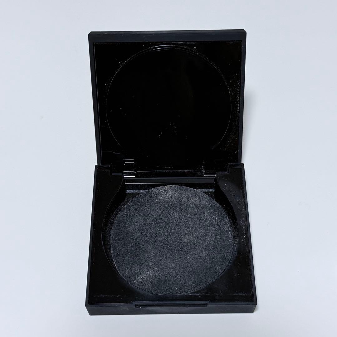 YSL オールアワーズ ハイパープレストパウダー