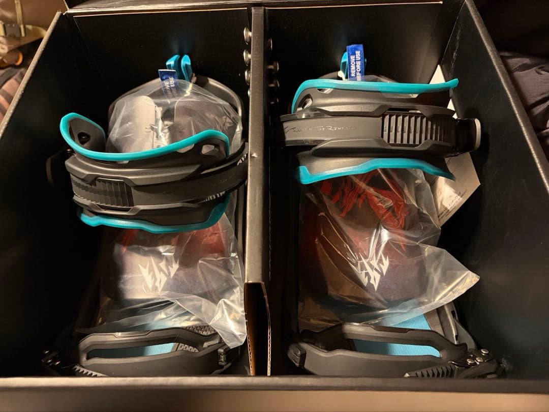 新品25/26 JONES MARCURY FASE ART (M) バイン