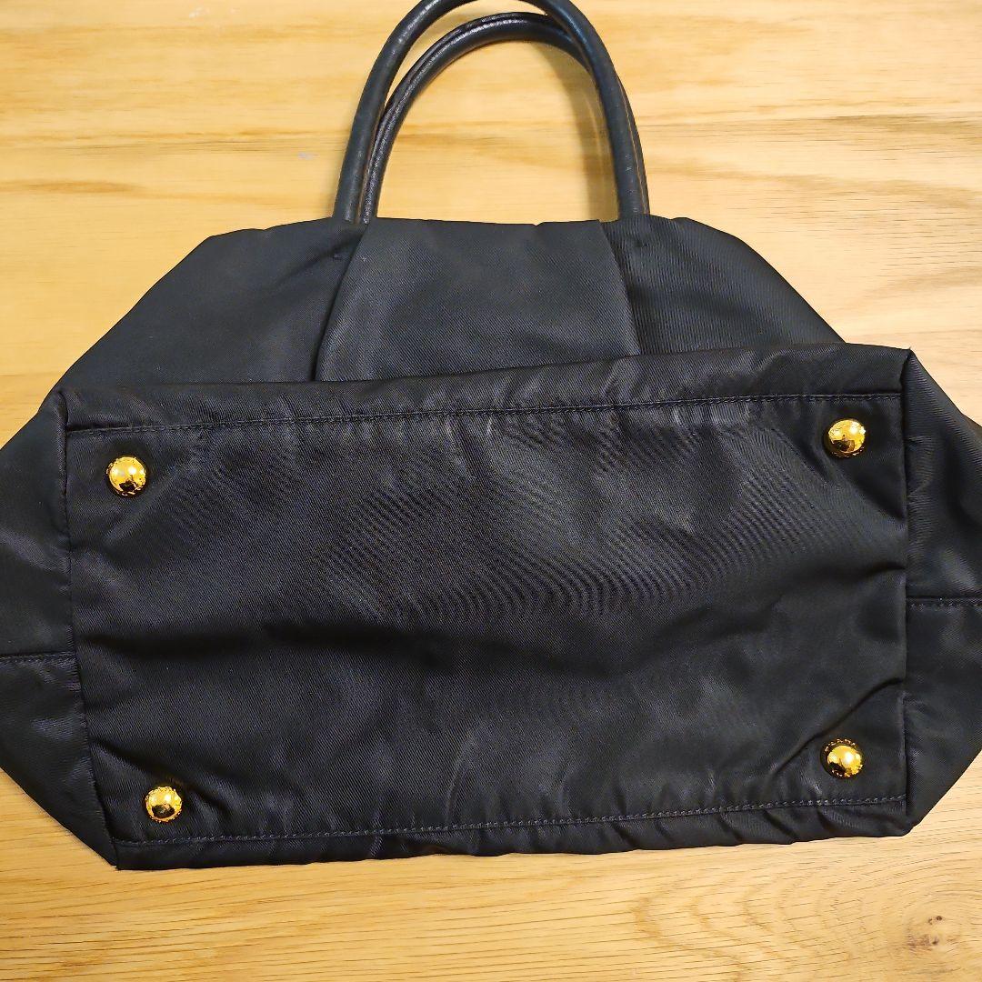 【週末限定値下げ】PRADA ブラック リボン付き バッグ