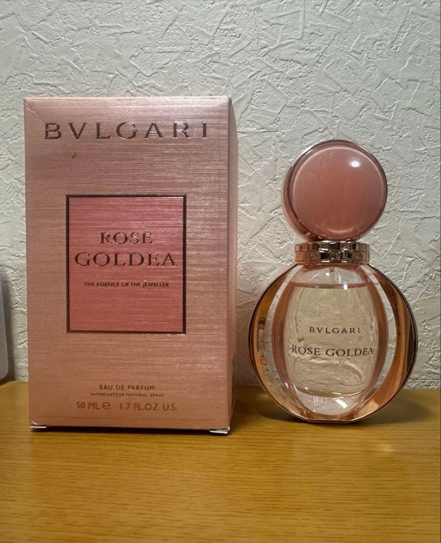 ブルガリ ローズ ゴルデア オードパルファム 50ml 香水