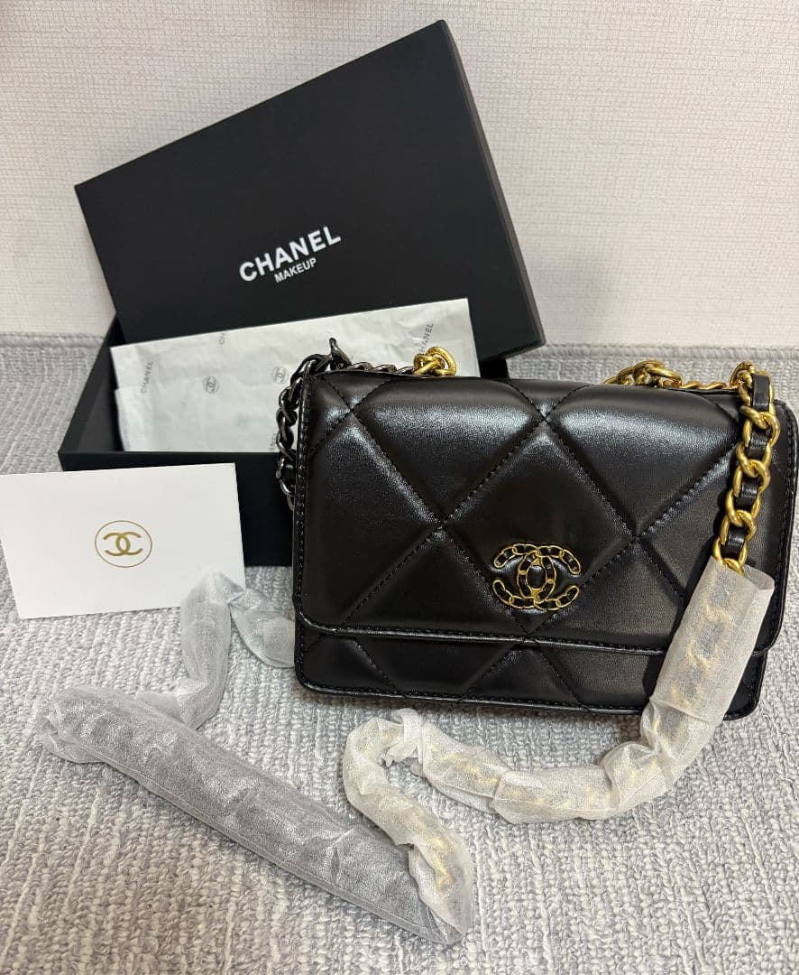 CHANEL　チェーンショルダーバック　ノベルティ