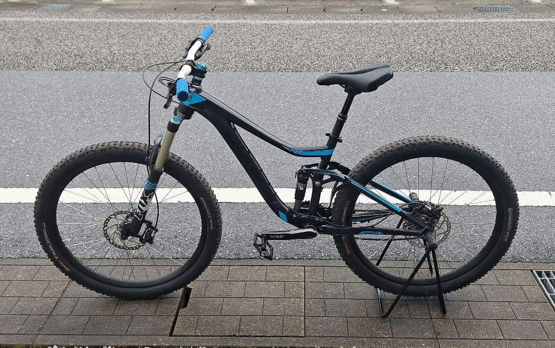 2015GIANT ALUXX SL FLUIDFORM マウンテンバイク