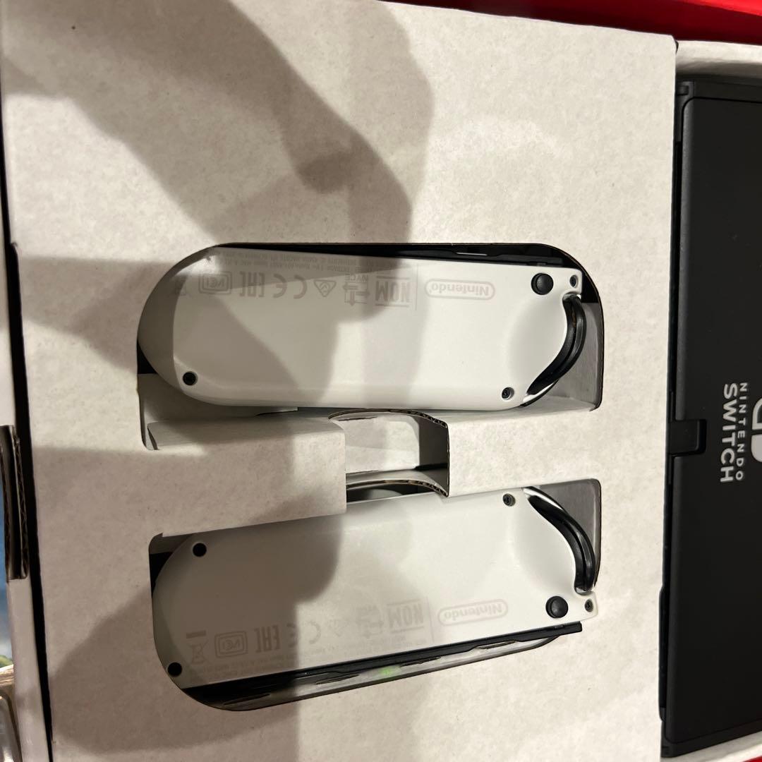 Nintendo switch 有機ELモデル　ソフト多数 プロコンセット