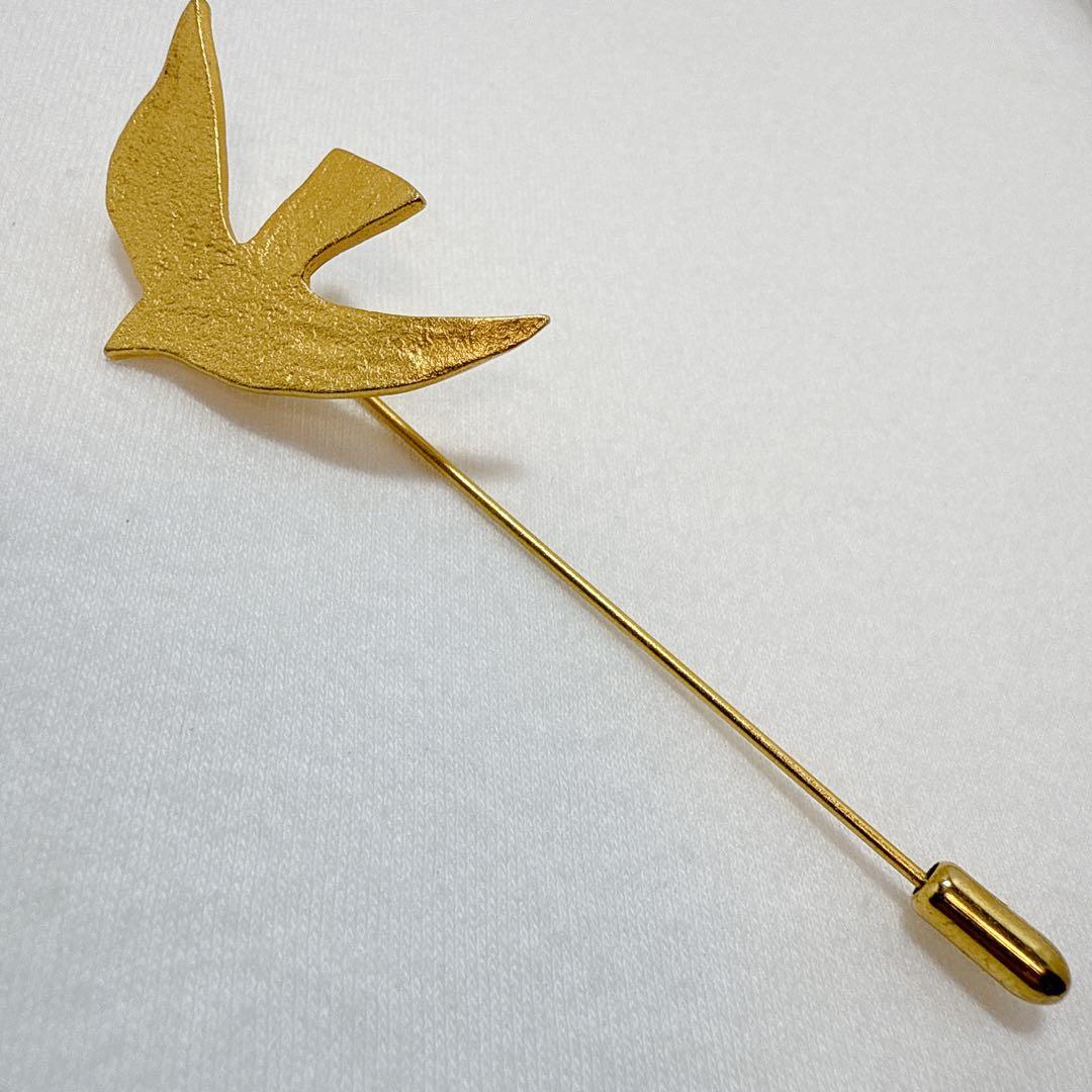 Cécile et Jeanne セシルジャンヌ ゴールドカラー ピンブローチ