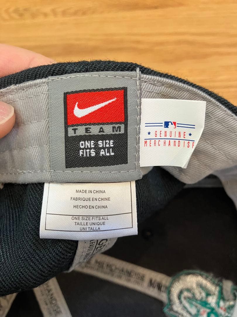 デッドストック　00s Nike シアトル・マリナーズ キャップ 在原みゆ紀着用