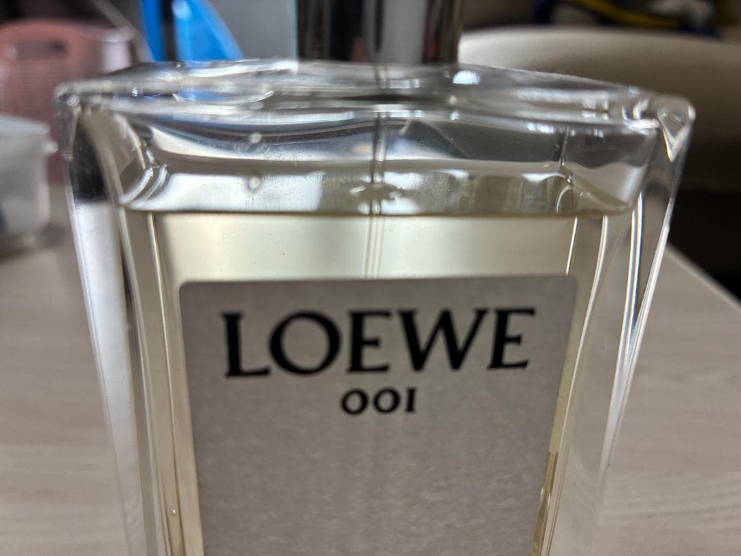 LOEWE　００１　WOMAN　（ほぼ満タン100ml）