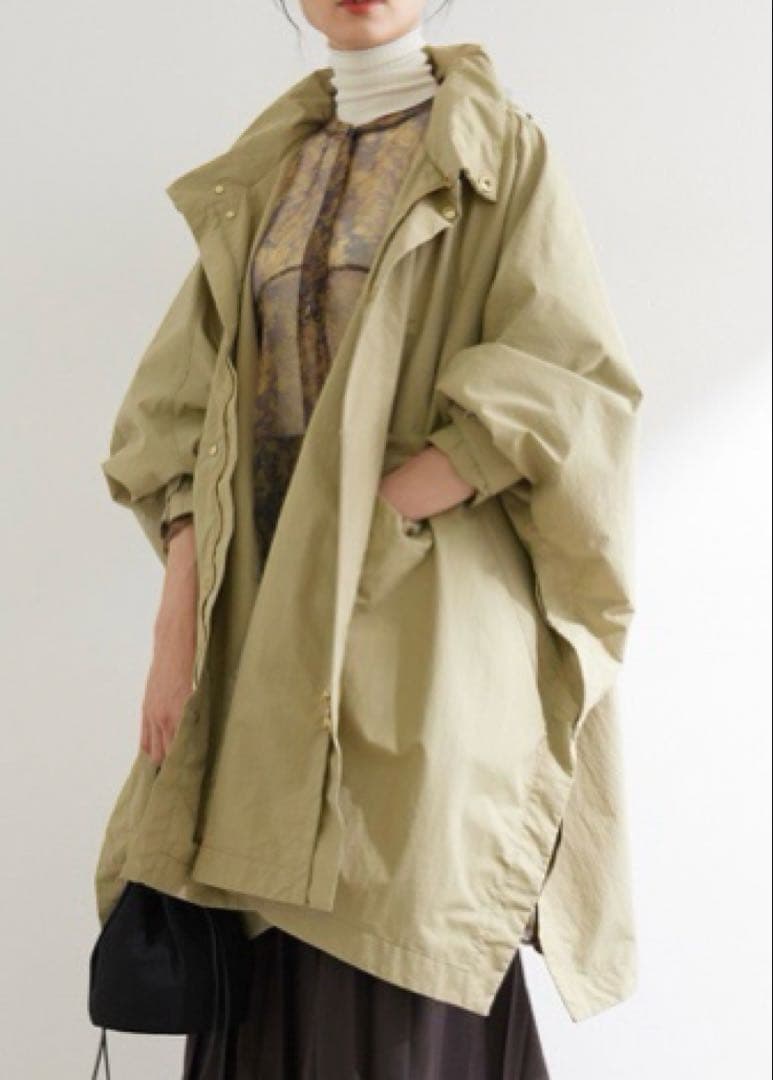 ロペ　ROPE Mizunoコラボ　撥水　ポンチョ　コート