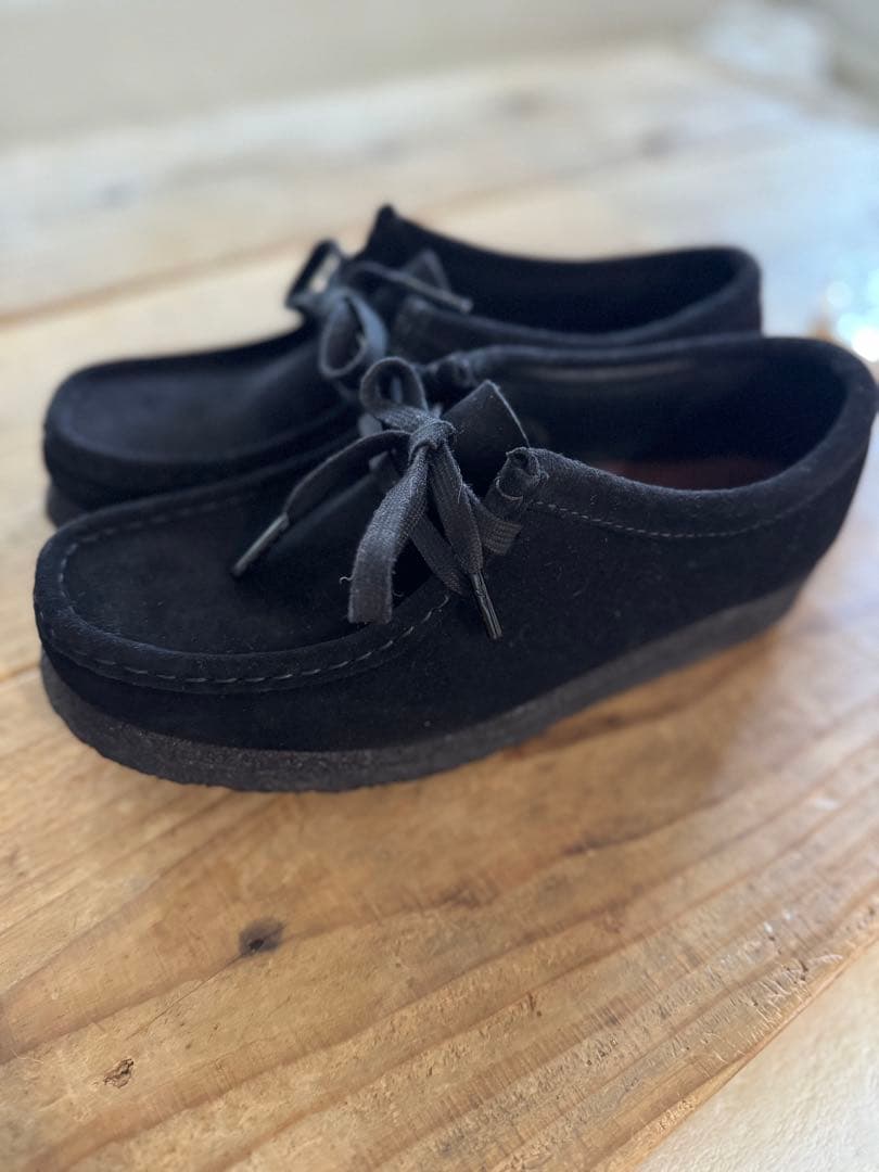 クラークス　ワラビー　38 uk5 ブラック　スウェード　極美品