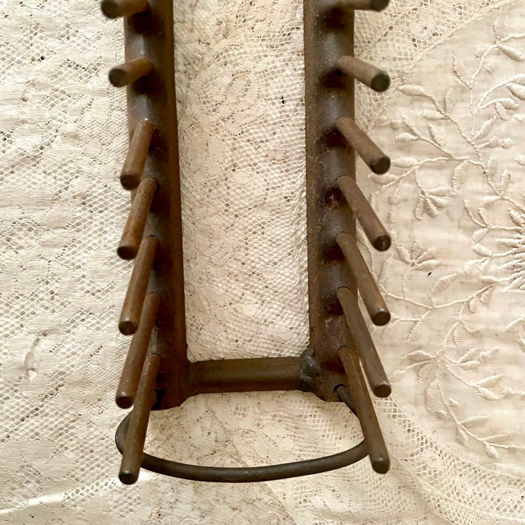 アイアン製ディッシュラック　皿立て　プレートホルダー　フランスアンティーク