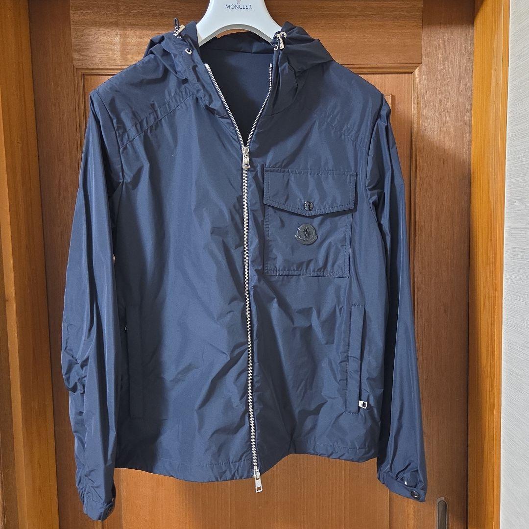 MONCLER ネイビー ナイロンジャケット