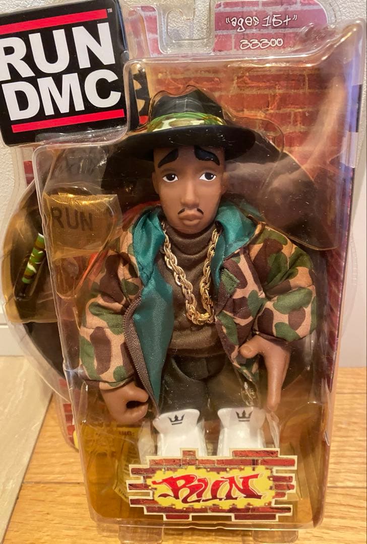 メズコ 廃盤 RUN DMC フィギュア 3体セット 稀少ミリタリーver未開封