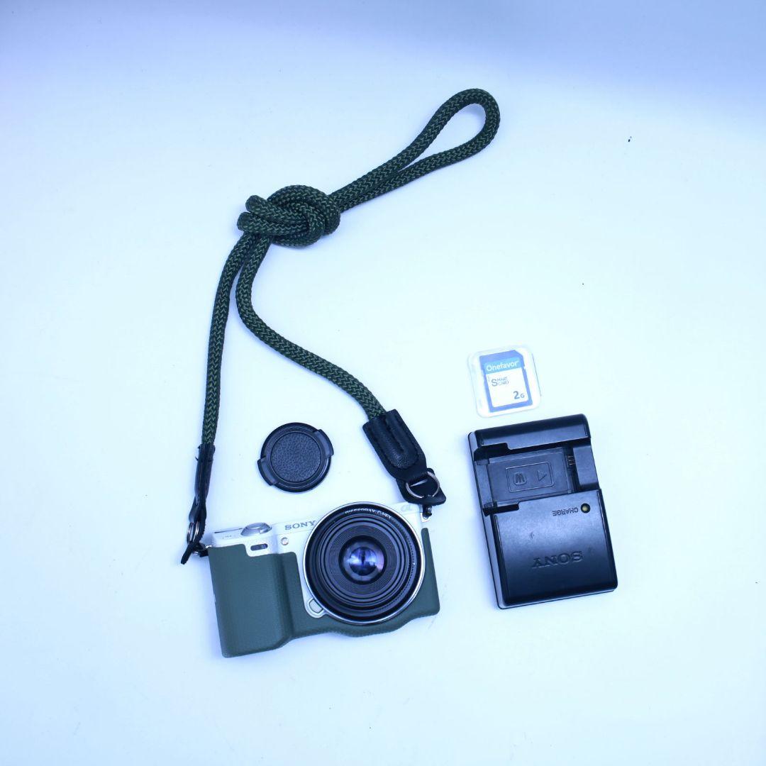 SONY NEX-5T ボディ　単焦点レンズ　バッテリー充電器