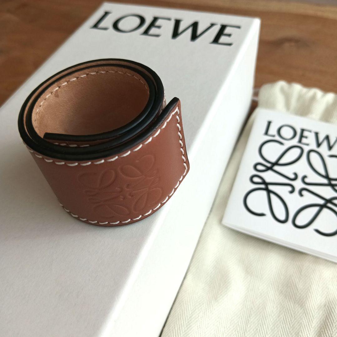 LOEWE ロエベ スラップブレスレット スモール（カーフ）　タン