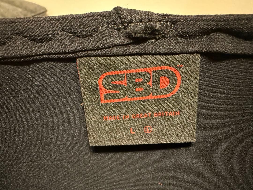 SBD ニースリーブ　Lサイズ