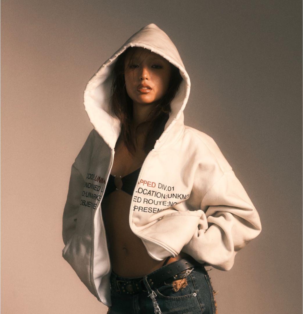 UNMAPPED　Dust fade hoodie / wht