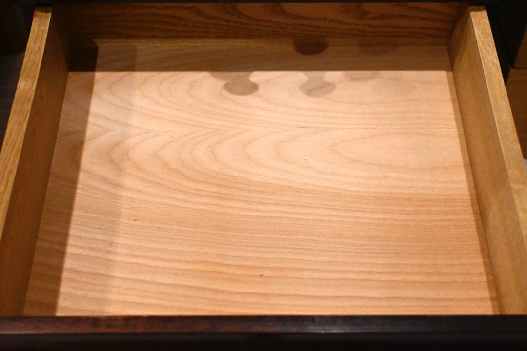 直接引取り可　民芸家具　ダークブラウン6段チェスト