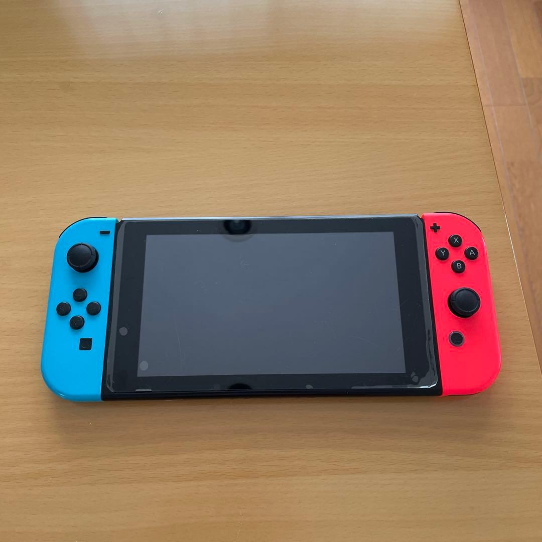 Nintendo Switch 青/赤 本体 付属品全てあり　ケース付き