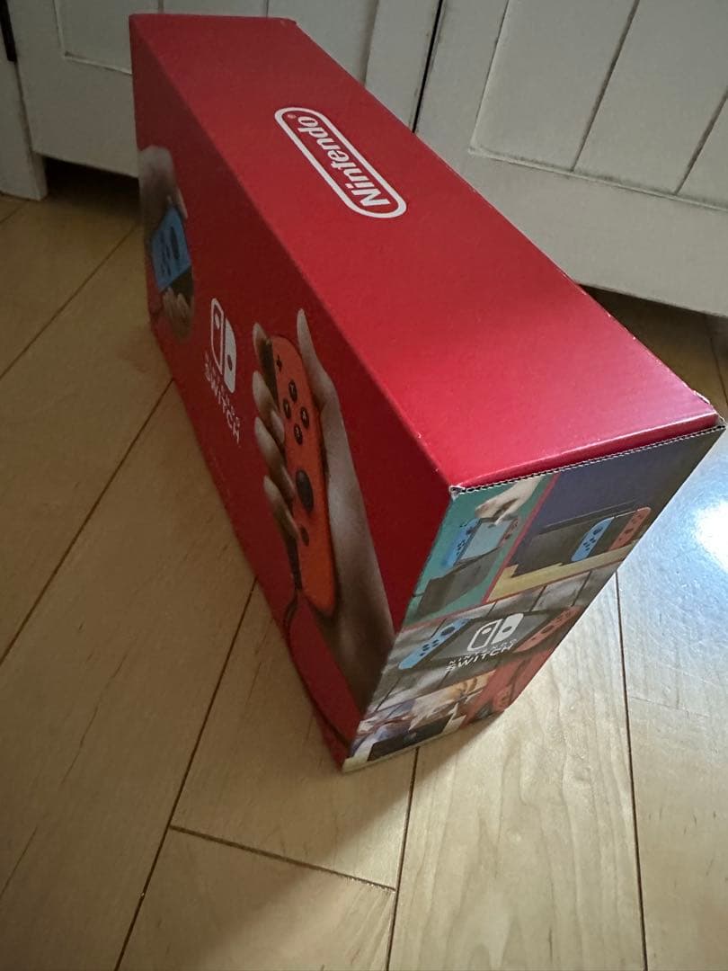 Nintendo Switch 本体 青/オレンジ Joy-Con付き　バッグ付