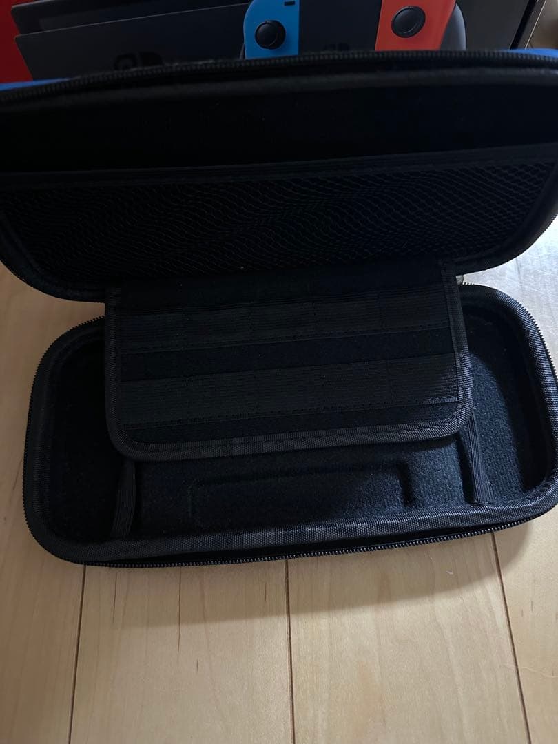 Nintendo Switch 本体 青/オレンジ Joy-Con付き　バッグ付