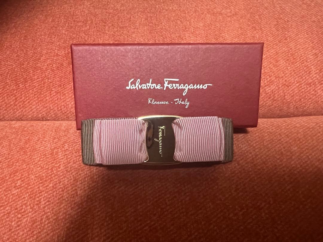 【新品未使用品】サルヴァトーレフェラガモ　リボンバレッタ