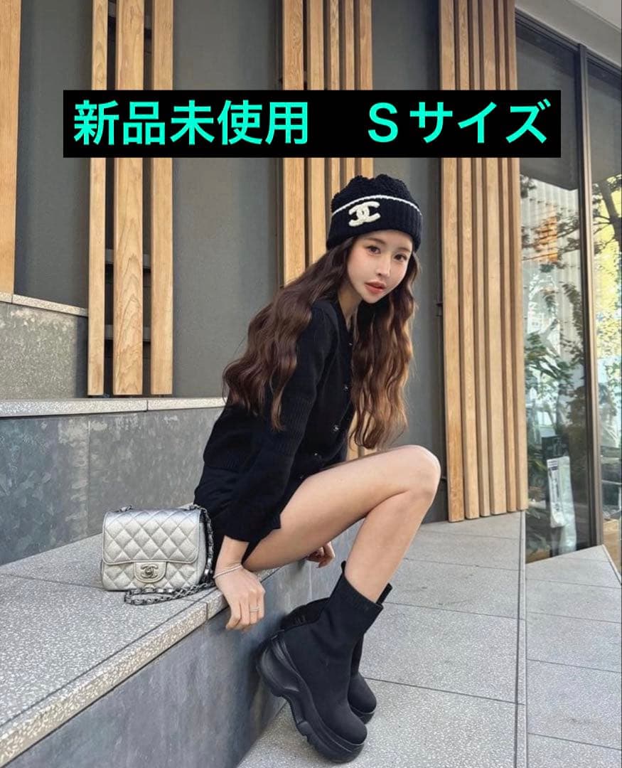 鈴木亜美さん　プラットフォームニットショートブーツ Sサイズ ブラック