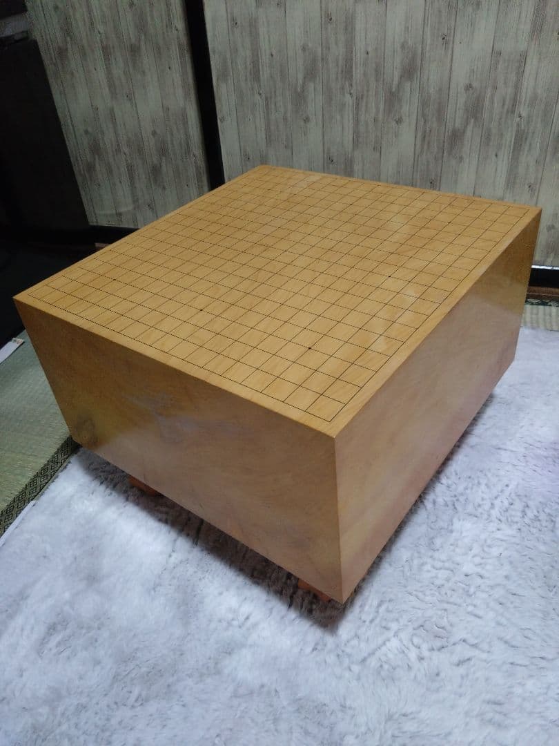値下げ【囲碁】国産本榧　囲碁盤7.4寸板目　本蛤白石　那智黒石29号　囲碁セット