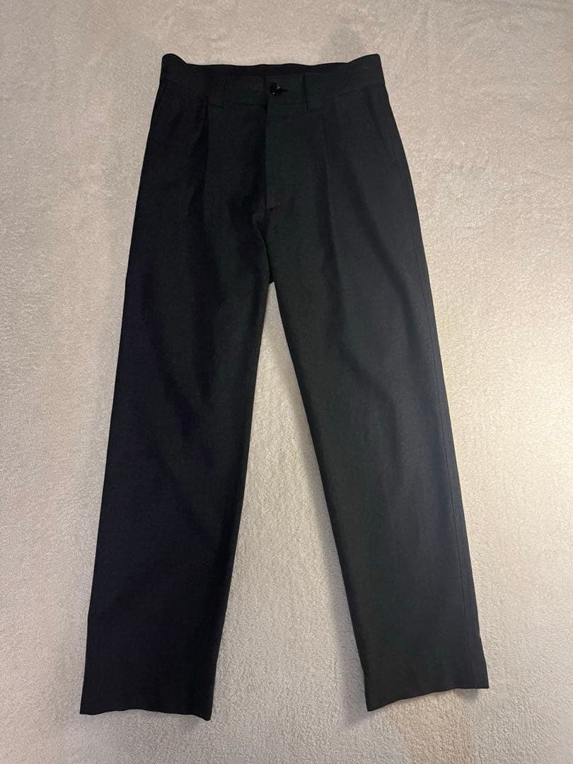 マーガレットハウエル チャコールグレー スラックス