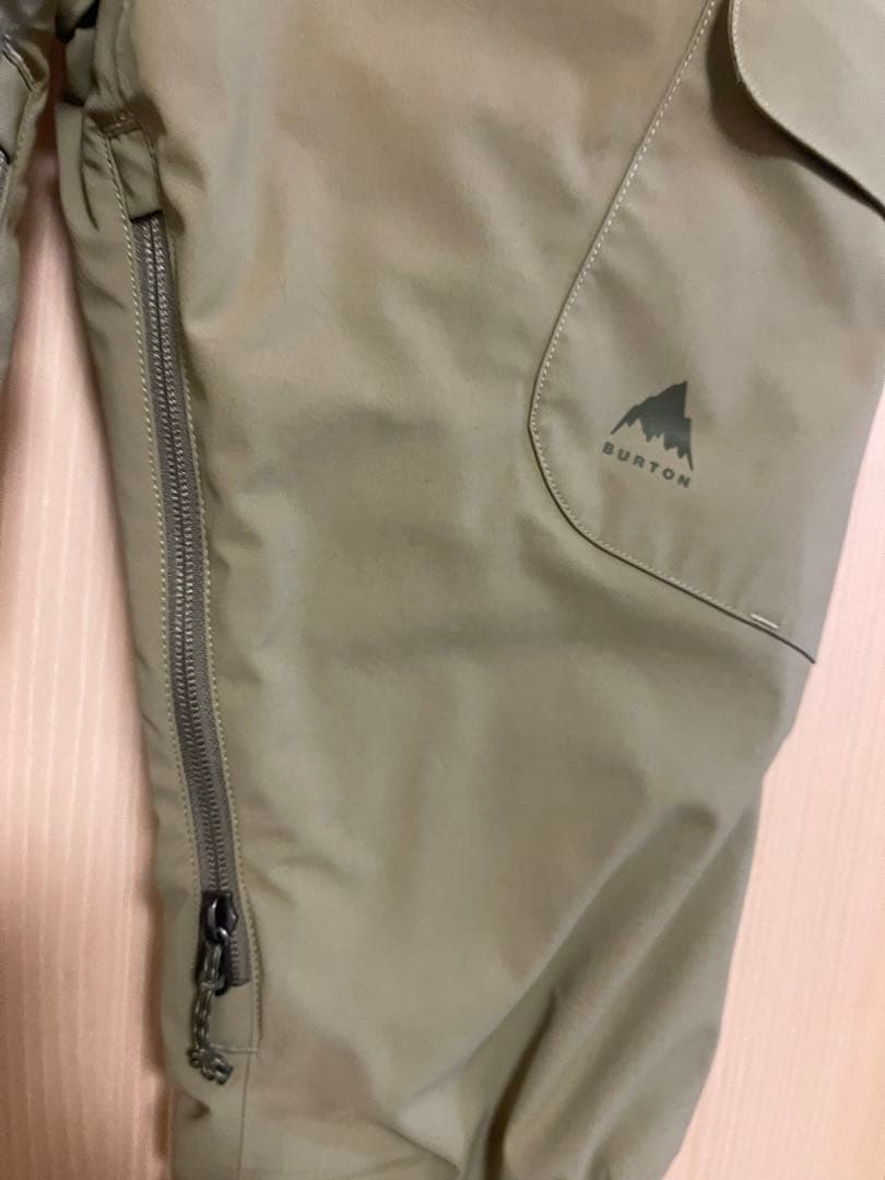 Boo　Burton ゴアテックグロリアパンツ　カーキ　Mサイズ　超美品
