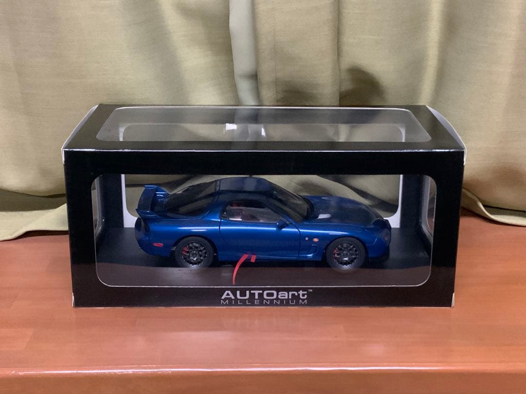 オートアート マツダ RX-7 FD3SスピリットRタイプA ブルー 1/18