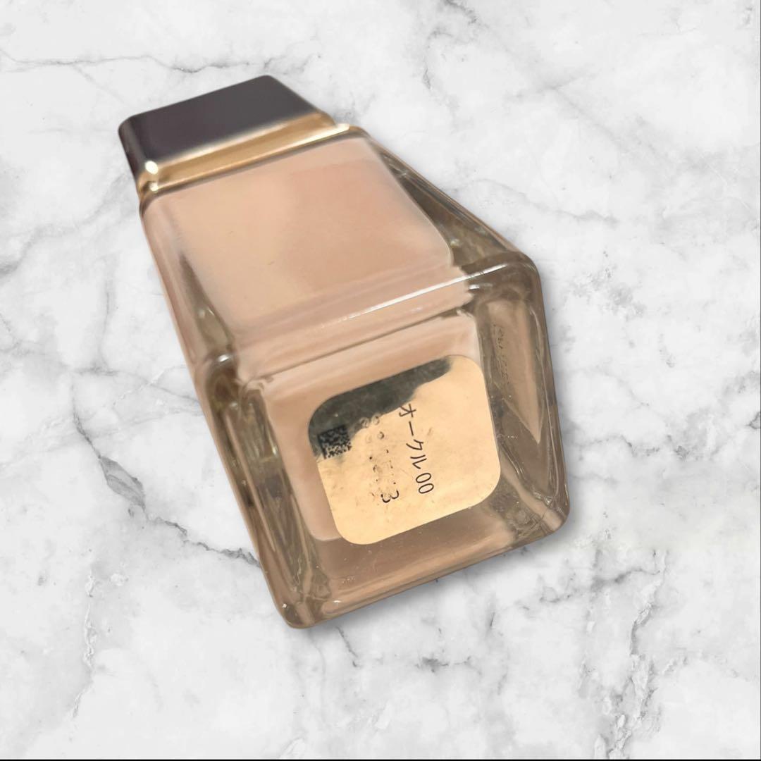 クレ・ド・ポー ボーテ タンフリュイド エクラ ナチュレル オークル00