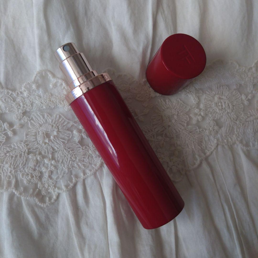 【新品未使用】トムフォード　香水　ロストチェリー　オードパルファム