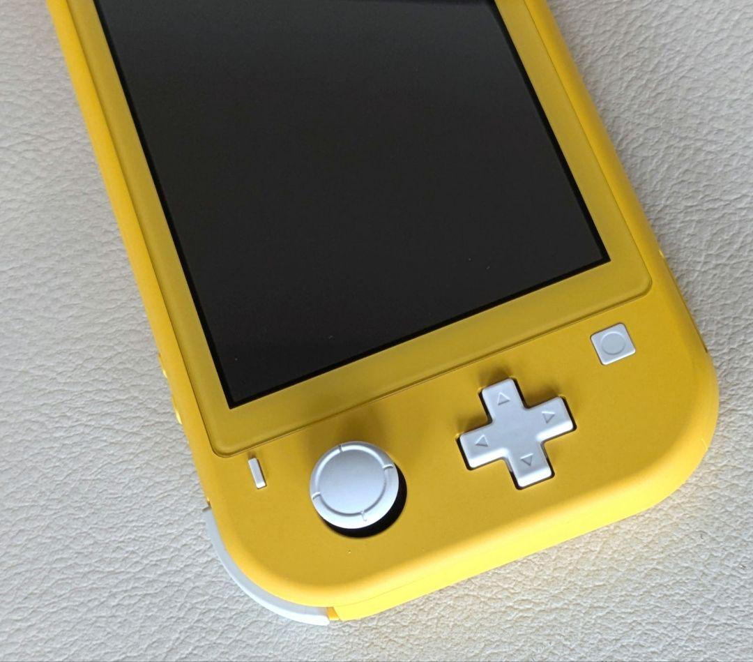 美品 Nintendo Switch Lite イエロー