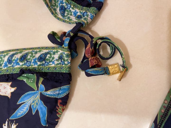 Tory burch トリーバーチ　水着 ビキニ 花柄。極美品