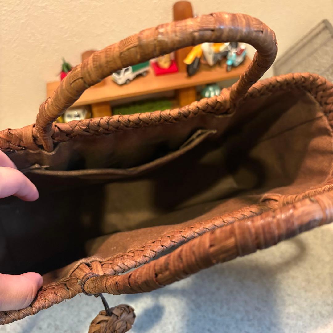 国産　山葡萄　手編み　かごバッグ①