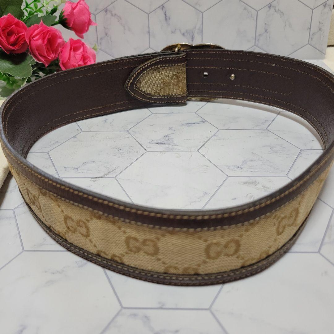 GUCCI　総柄　GCロゴ　ゴールドバックル　ベルト　スーツ　パンツに