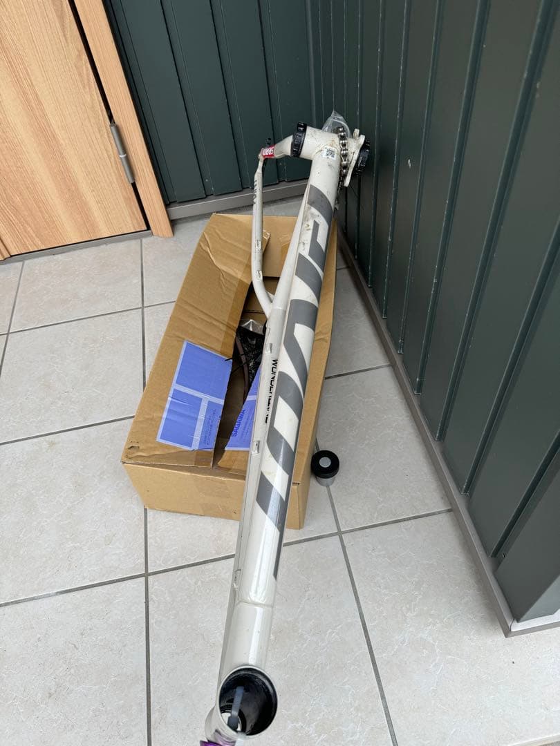 【最終12月末まで】PIVOT POINT V2 フレーム