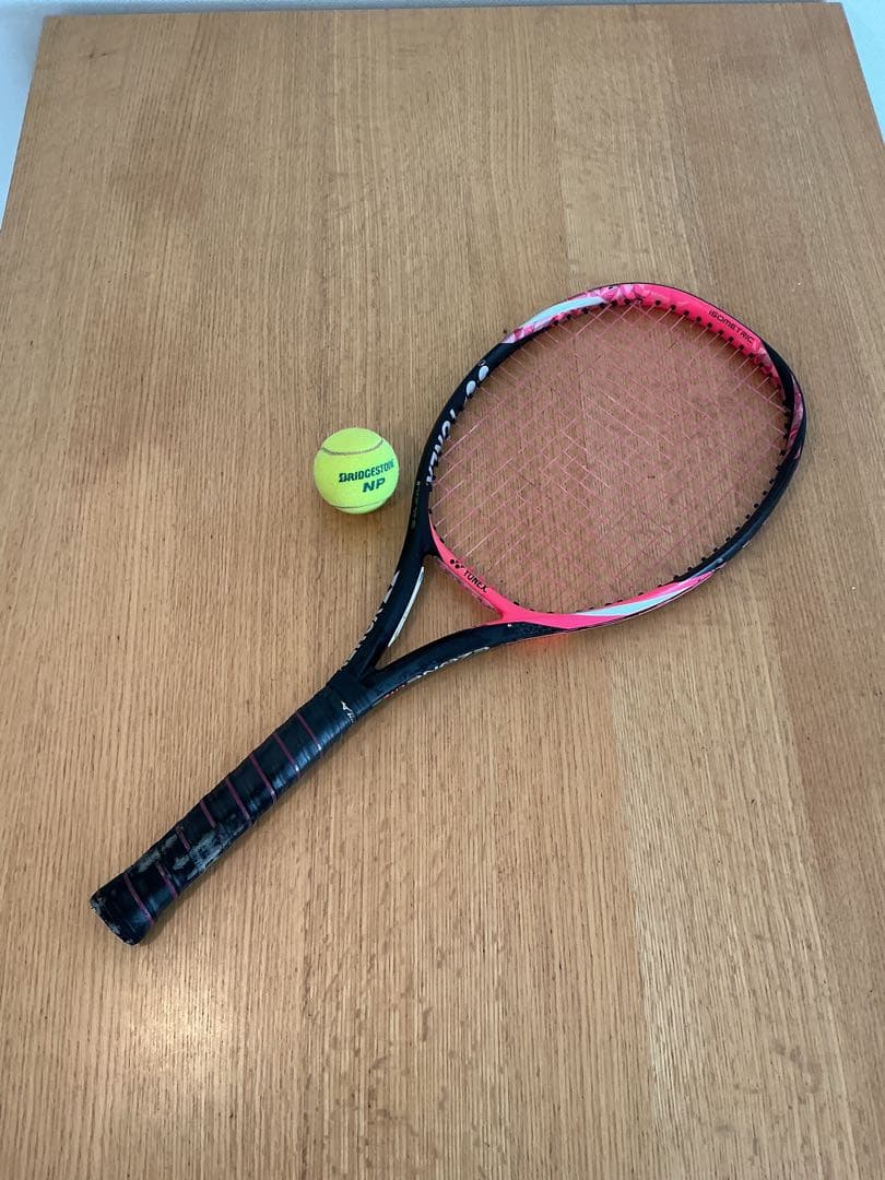 ⭐︎オシャレ＆かわいい！YONEX ヨネックスEZONE Lite 硬式用ラケット