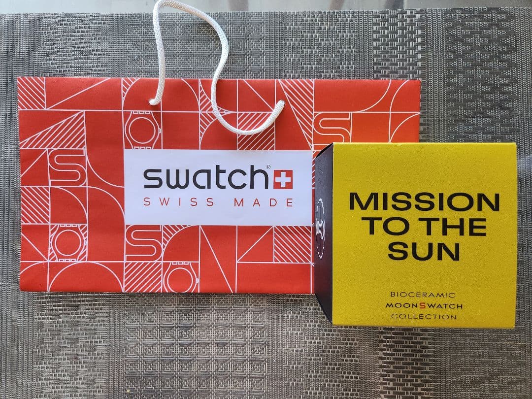 【新品・未使用】スワッチオメガ Mission to the Sun