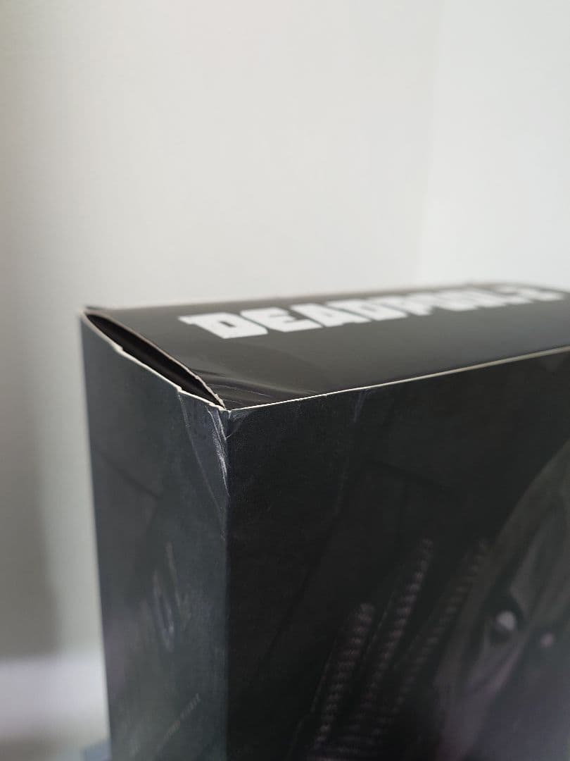 た*け様 ホットトイズ1/6デッドプール（灰まみれ版）