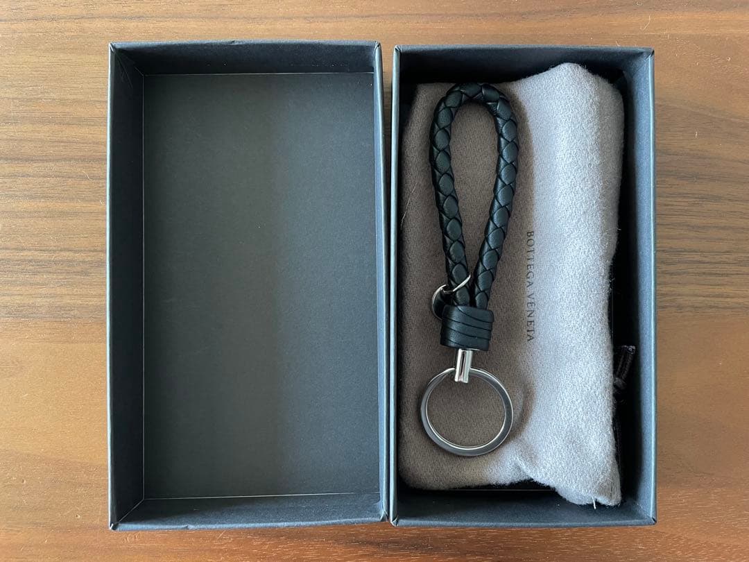 Bottega Veneta キーホルダー キーリング ベルト ブラック
