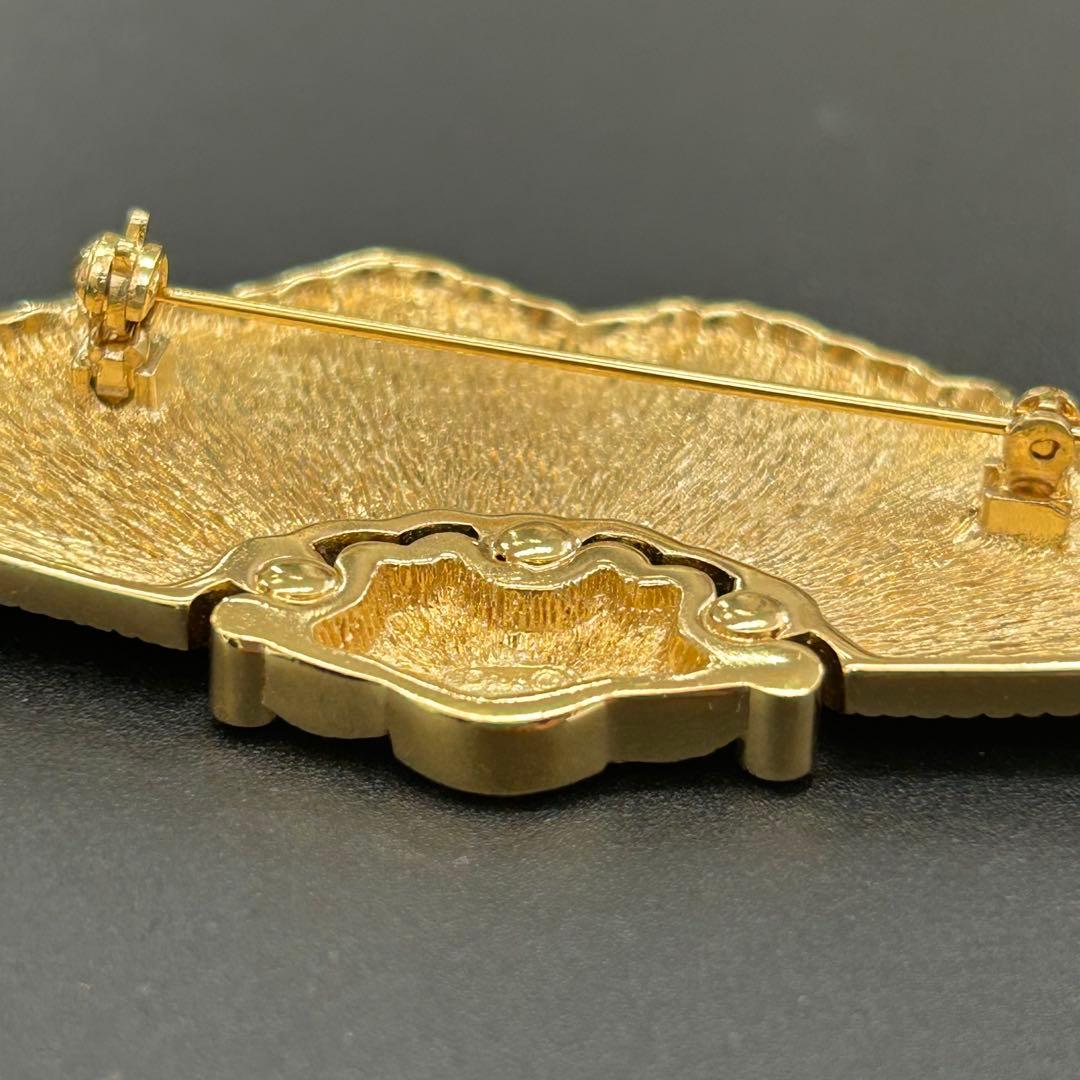 クリスチャン ディオール　ヴィンテージ ゴールデン メタル ファン ブローチ