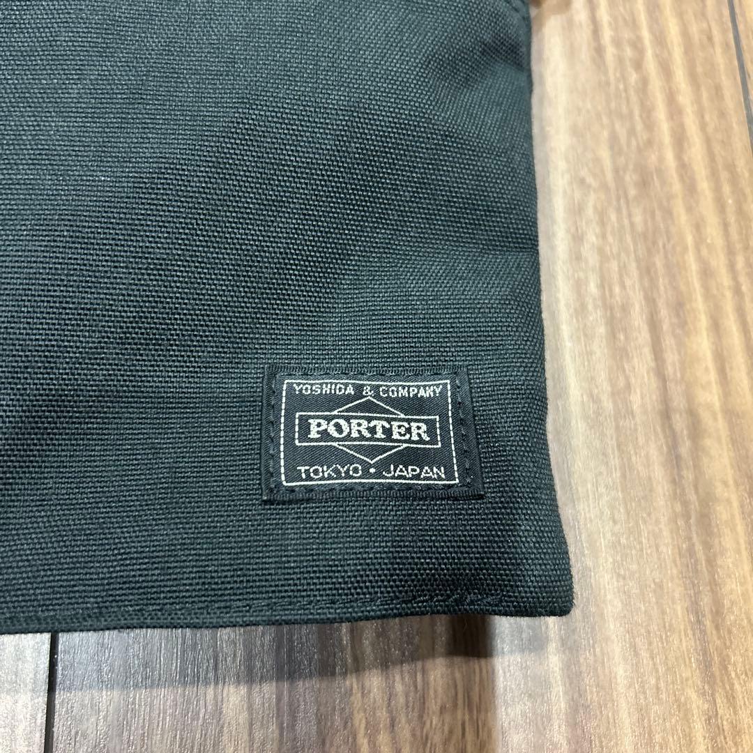 美品　PORTER ブラック ショルダーバッグ　サコッシュ