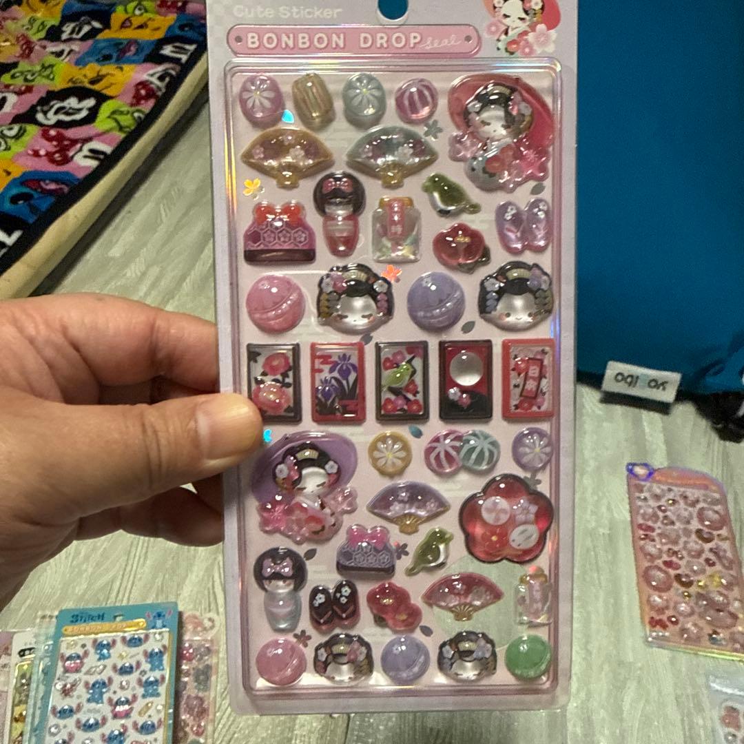 サンリオボンボンドロップシール、サンリオおはじきシール、ポケモンタイルシール