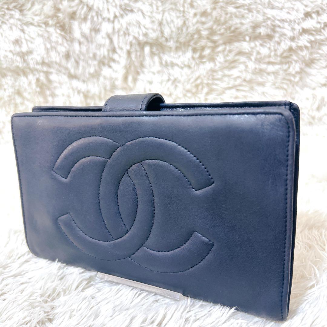 CHANEL ココマーク　ロゴエンボス レザー　長財布　がま口　ゴールド　黒