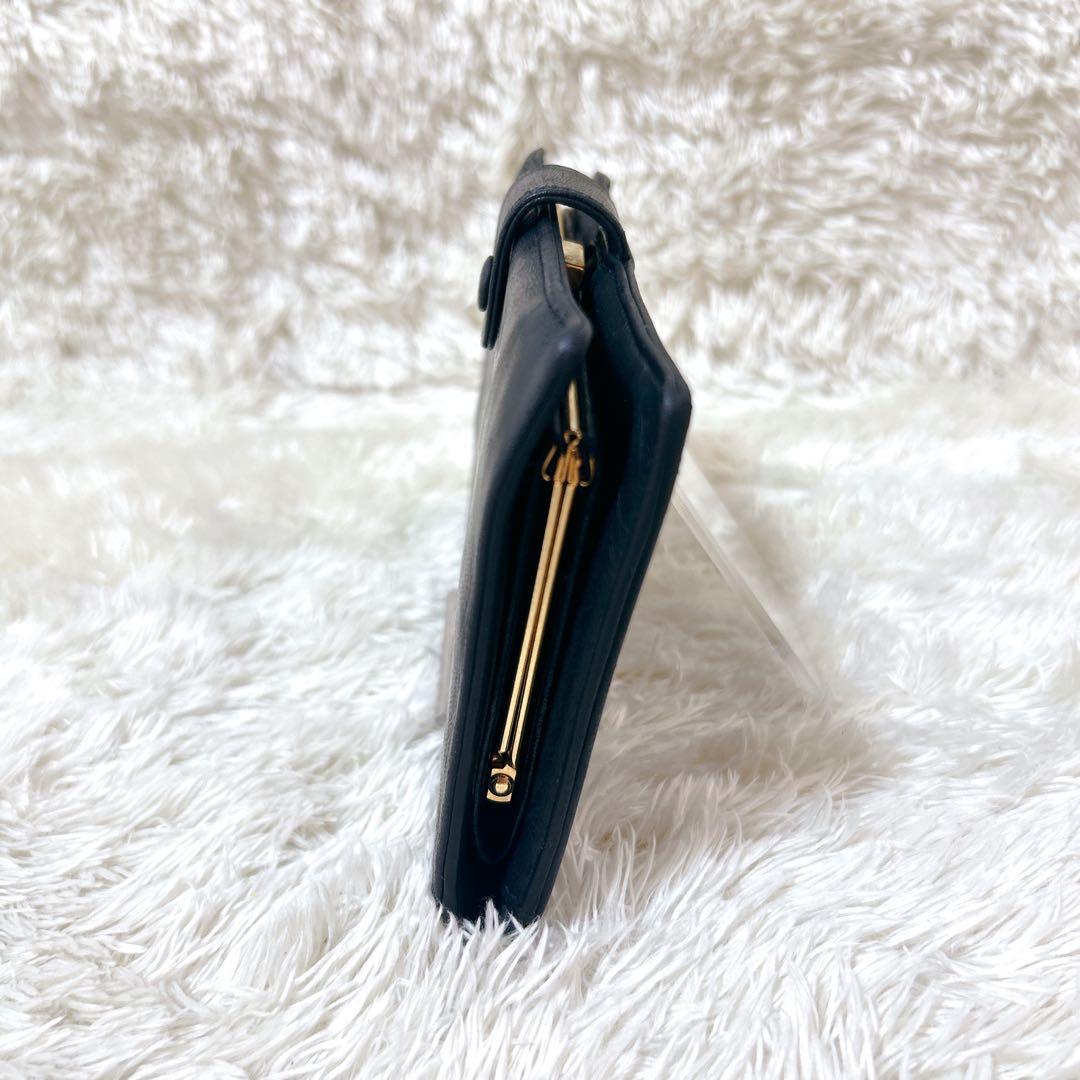 CHANEL ココマーク　ロゴエンボス レザー　長財布　がま口　ゴールド　黒