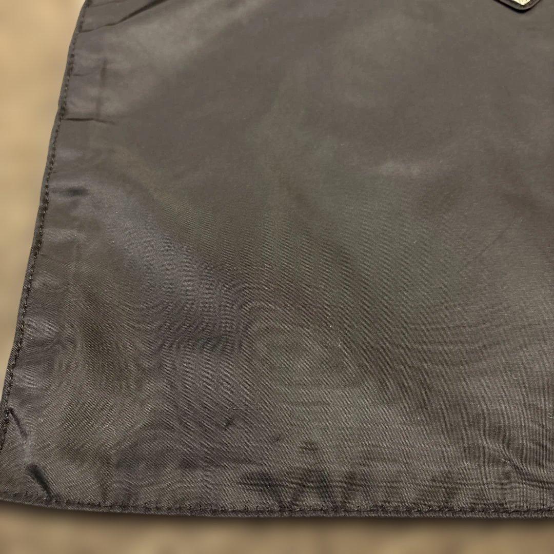 PRADA ブラックナイロントートバッグ