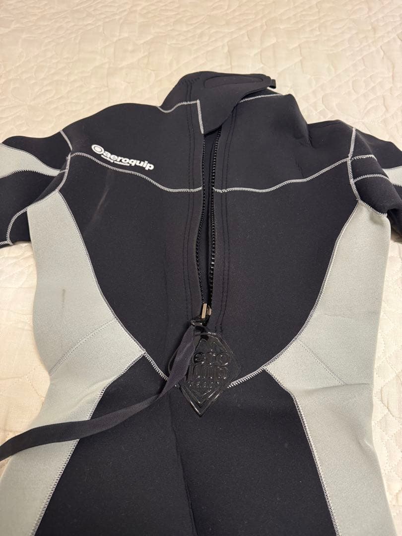 ウェットスーツ Lサイズ エアロクイップ aeroquip 5mm×3mm