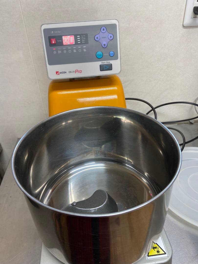 【新春セール】愛工舎　AICOH パン捏ね機　レディーシェフ　dk-21pro